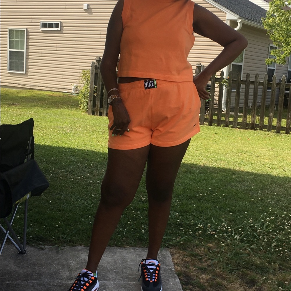 Nike two piece xl